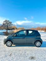 Toyota Aygo 1.0 /5DRS / goed onderhouden en nieuwe APK, Auto's, Toyota, Voorwielaandrijving, 4 stoelen, 68 pk, Origineel Nederlands