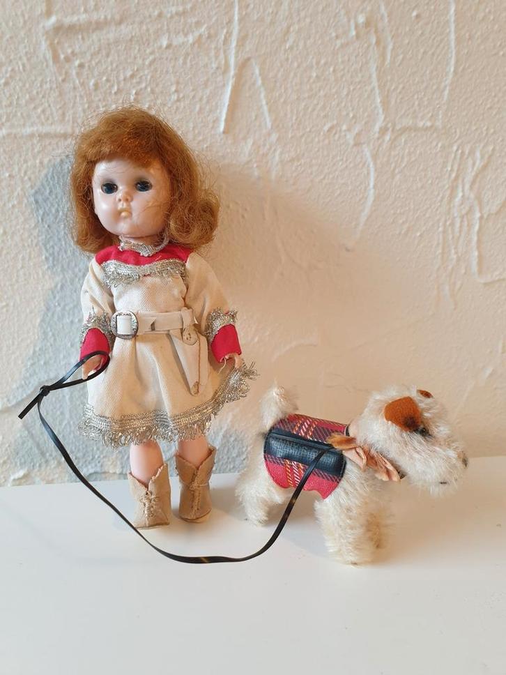 Zeldzame Vogue Dolls Ginny pop met STEIFF foxterrier 1956, Verzamelen, Poppen, Zo goed als nieuw, Pop, Ophalen of Verzenden