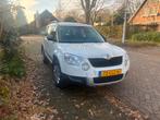 Skoda Yeti 1.2 TSI / Automaat / Hoge zit, Auto's, 4 cilinders, Wit, Origineel Nederlands, 1200 kg