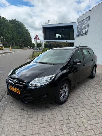Ford Focus 1.0 Ecoboost Edition 74KW Wagon 2013 Zwart beschikbaar voor biedingen
