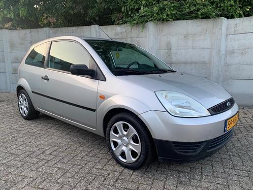 FORD FIESTA  1.4 16V 59KW / 80 PK, Auto's, Ford, Particulier, Fiësta, ABS, Airbags, Airconditioning, Alarm, Bluetooth, Boordcomputer