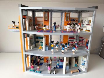 Playmobil Verlichte Sportschool / Vechtsport / Cheerleaders beschikbaar voor biedingen