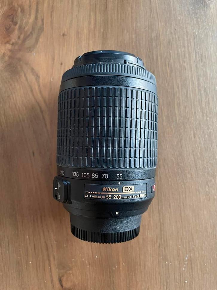 Nikon AF-S DX VR Zoom-Nikkor 55-200mm f/4-5.6G IF-ED, Audio, Tv en Foto, Fotografie | Lenzen en Objectieven, Zo goed als nieuw