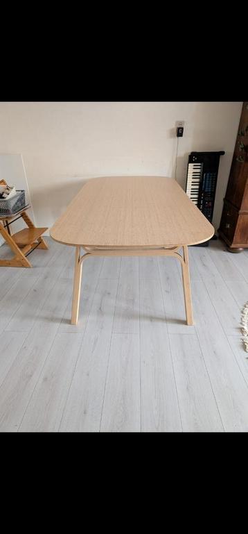 Eettafel licht bamboe