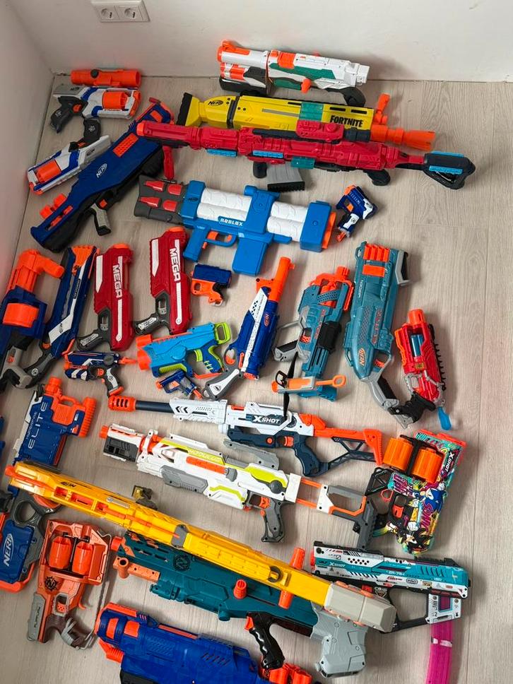 Zeer grote NERF collectie, Kinderen en Baby's, Speelgoed | Buiten | Actiespeelgoed, Zo goed als nieuw, Ophalen of Verzenden