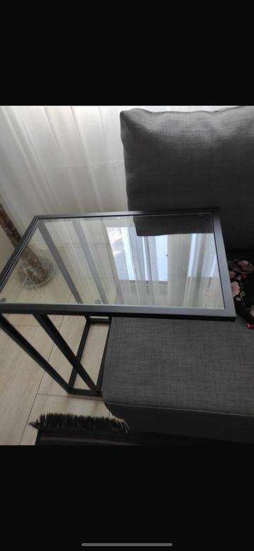 Ikea laptoptafel beschikbaar voor biedingen