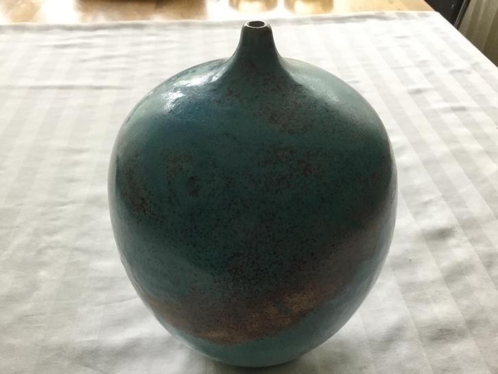 Vaas Turquoise handgemaakt pottenbakkers kwaliteit., Antiek en Kunst, Antiek | Keramiek en Aardewerk, Ophalen of Verzenden