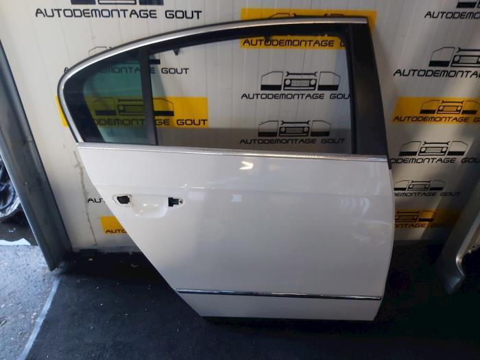 Portier 4Deurs rechts-achter van een Volkswagen Passat (LB9A, Auto-onderdelen, Carrosserie en Plaatwerk, Deur, Volkswagen, Gebruikt