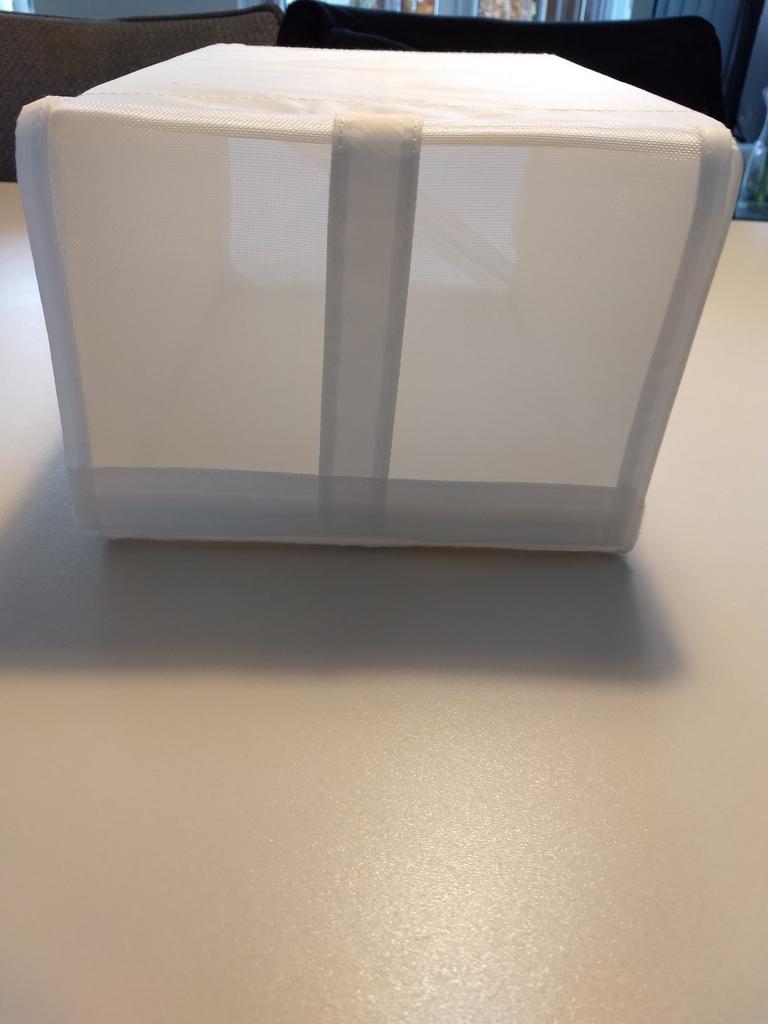 Twee Ikea schoenendozen, Ophalen of Verzenden, Nieuw, Minder dan 50 cm