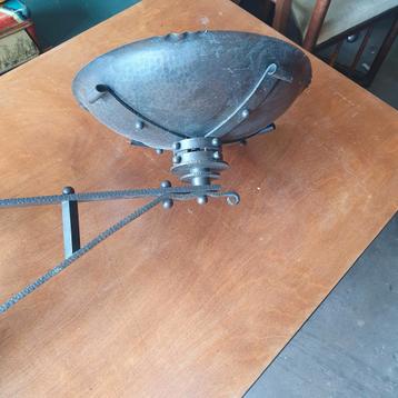 2 schitterende Amsterdamse school design wandlampen.  beschikbaar voor biedingen