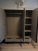 MADE Damian kledingkast - Mokka met zwart staal, Ophalen, 100 tot 150 cm, Zo goed als nieuw, Metaal