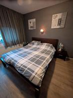 Houten bed elektrische lattenbodem en met nachtkastjes, Ophalen, Bruin, Tweepersoons, 200 cm