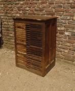 oude letterkast uit drukkerij kast fourniturenkast, Ophalen