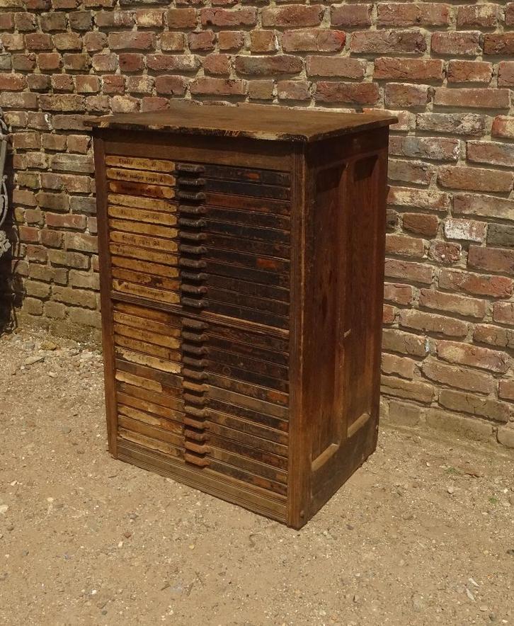 oude letterkast uit drukkerij kast fourniturenkast, Antiek en Kunst, Curiosa en Brocante, Ophalen