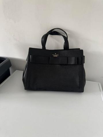 Tas leer Kate Spade beschikbaar voor biedingen