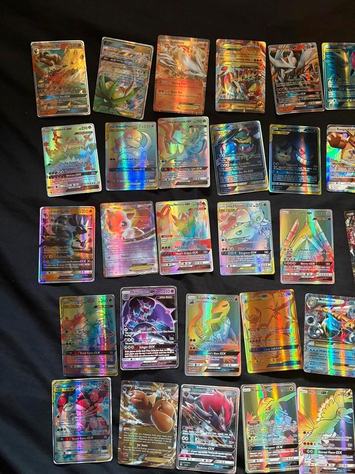 Zeldzame pokemon kaarten collectie, Hobby en Vrije tijd, Verzamelkaartspellen | Yu-gi-Oh!, Zo goed als nieuw, Meerdere kaarten