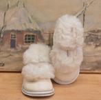 Oude leren Schoentjes Met Bont. "Uit Aletta's Tijd", Ophalen of Verzenden