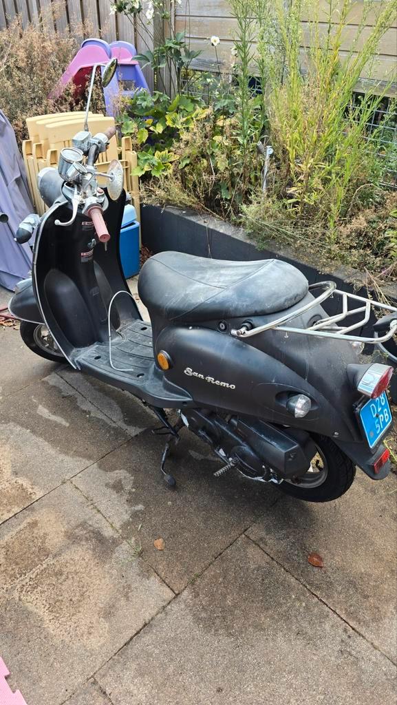 Santini San Remo Scooter - 25 km/u - opknap project!, Fietsen en Brommers, Brommeronderdelen | Scooters, Gebruikt, Overige merken