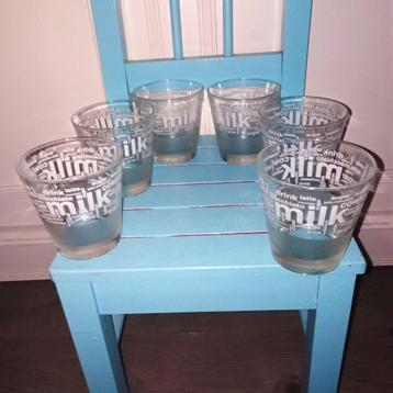 Glazen met leuk logo Milk set van 6 beschikbaar voor biedingen