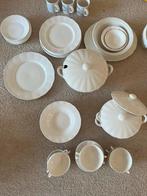 Servies van wedgwood en grindley, Huis en Inrichting, Keuken | Servies, Ophalen, Zo goed als nieuw, Wedgwood, Porselein