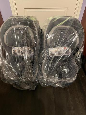 2 x NIEUWE Chicco Go One Isofix, kinderautostoel 9-18 kg  beschikbaar voor biedingen