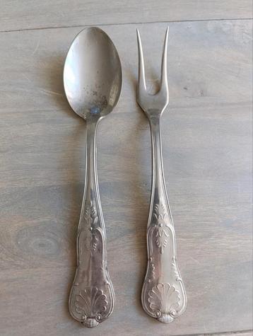 Antieke vintage bestekset lepel en vleesvork zilver beschikbaar voor biedingen