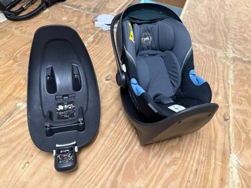 Maxi cosi Cybex Aton M i-Size met 2x base, Kinderen en Baby's, Autostoeltjes, Gebruikt, Overige merken, 0 t/m 13 kg, Autogordel of Isofix