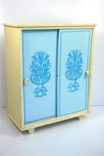 Vintage kast voor poppen, Gebruikt, -, -, Ophalen of Verzenden