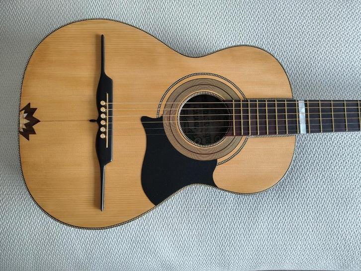 Exclusive parlor akoustische gitaar Ermelinda Silvestri 1930, Muziek en Instrumenten, Snaarinstrumenten | Overige, Zo goed als nieuw