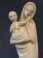 100264=Maria met het Kindje.611, Antiek en Kunst, Antiek | Religie, Ophalen of Verzenden