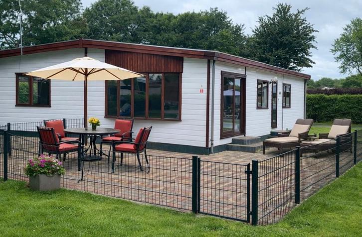Prachtig chalet 100 m2, Vakantie, Vakantiehuizen | Nederland, Limburg, Chalet, Bungalow of Caravan, Recreatiepark, Aan meer of rivier