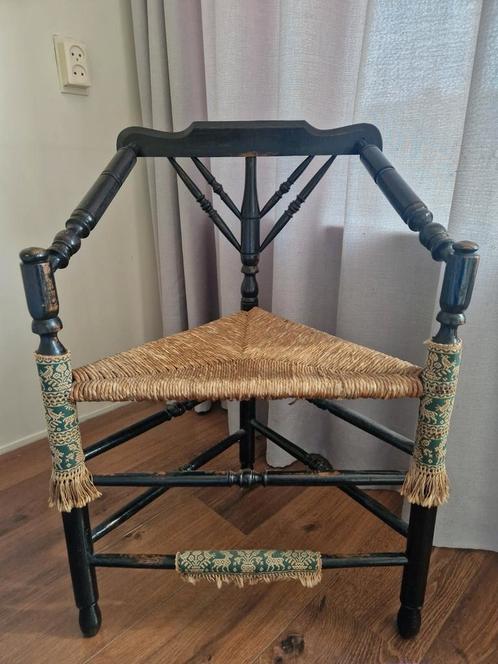 Antieke scandinavische (brei)stoel driehoek stoel, Antiek en Kunst, Antiek | Meubels | Stoelen en Banken, Ophalen