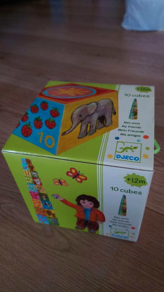 Djeco Stapelblokken - 10 Cubes, Kinderen en Baby's, Speelgoed | Bouwstenen, Zo goed als nieuw, Overige merken, Ophalen