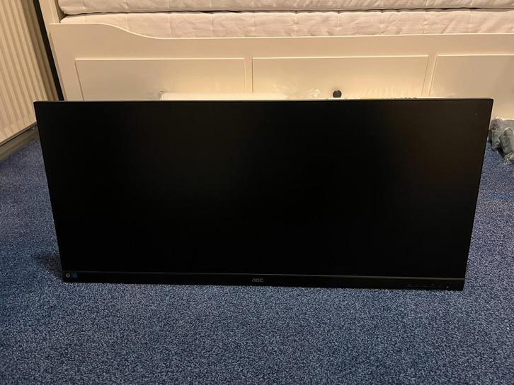 AOC Q34E2A  34 inch Ultrawide IPS Monitor + muurarm, Computers en Software, Monitoren, Zo goed als nieuw, 61 t/m 100 Hz, DisplayPort