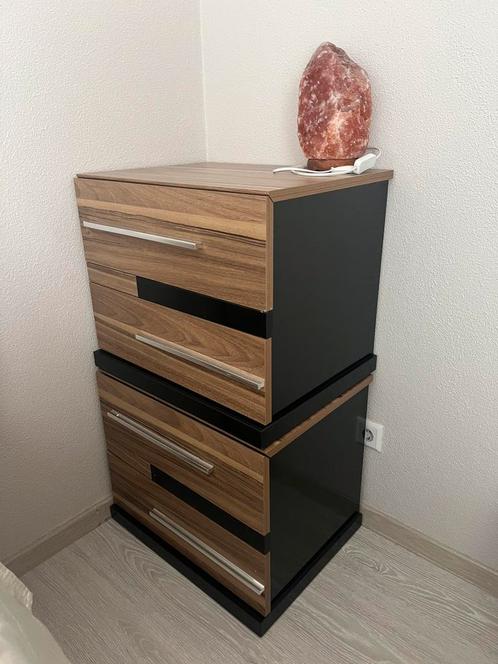 2 nachtkastjes beschikbaar! Per stuk 35,-, Huis en Inrichting, Kasten | Ladekasten, Gebruikt, Minder dan 100 cm, 25 tot 50 cm