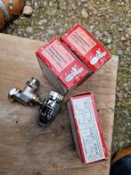 Thermostatisch radiatorkraan 3 stuks nieuw, Doe-het-zelf en Verbouw, Verwarming en Radiatoren, Minder dan 30 cm, Radiator, Nieuw