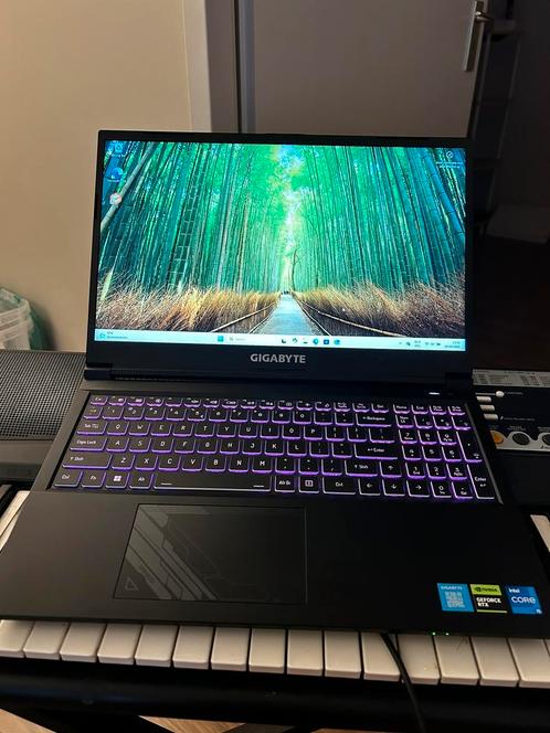 Gamelaptop Gigabyte NVIDIA RTX4060, Computers en Software, Windows Laptops, Zo goed als nieuw, 15 inch, SSD, 2 tot 3 Ghz, Ophalen of Verzenden