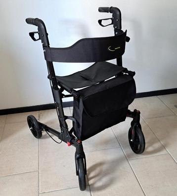 MultiMotion rollator met opbergtas (licht en opvouwbaar) beschikbaar voor biedingen