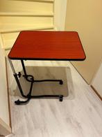 Verstelbare bedtafel op wielen, Huis en Inrichting, Tafels | Bijzettafels, Ophalen, Zo goed als nieuw, 60 cm of meer, Rechthoekig