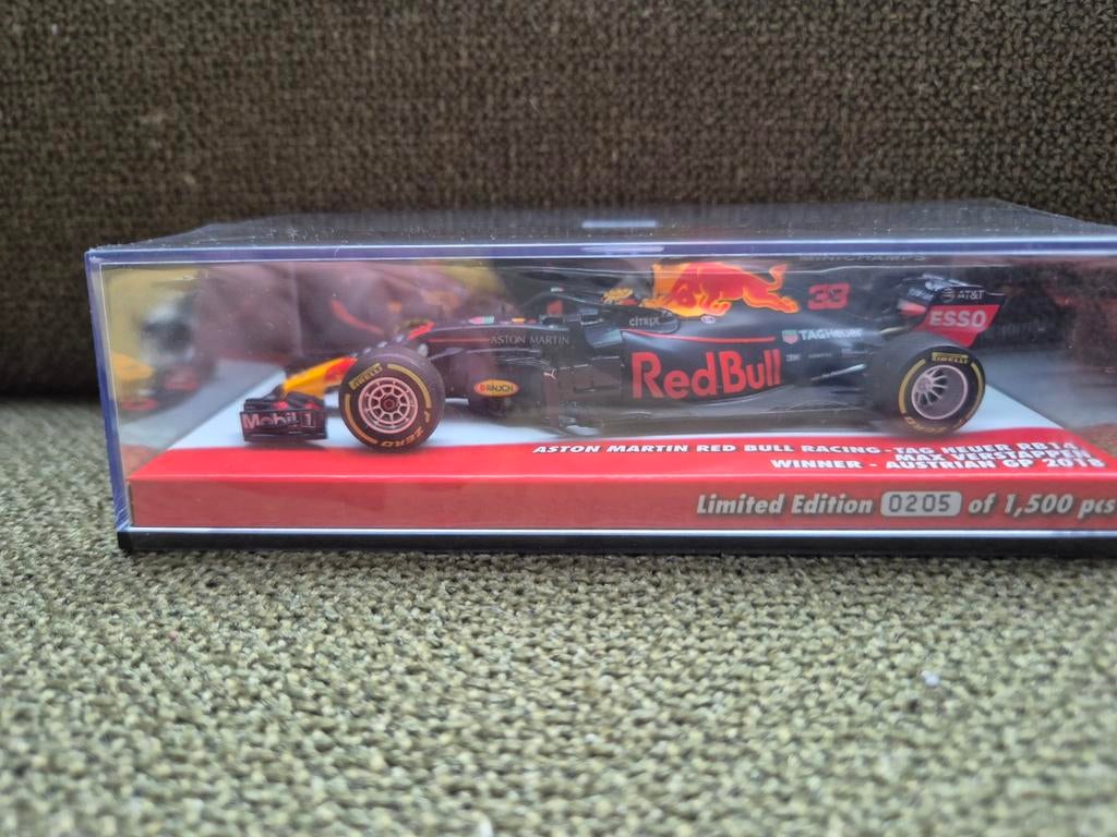 Minichamps Red Bull Racing Max Verstappen - Limited Edition, Ophalen of Verzenden, Zo goed als nieuw, Auto, MiniChamps