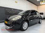 Renault Clio 1.2 TCe Collection Nap/Airco/Navi/APK 02-06-202, Auto's, Renault, Voorwielaandrijving, Euro 5, Gebruikt, Zwart