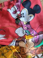 Zijden sjaal geel rood Mickey Mouse paarden, Ophalen of Verzenden, Zo goed als nieuw, Maat 46/48 (XL) of groter, Sjaal