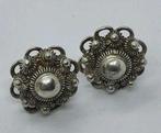 Antieke Zeeuwse Knoop Oorbellen Zilver, Gebruikt, Ophalen of Verzenden, Knopjes of Stekers, Zilver