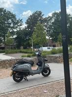 Vespa sprint 80cc Iget Full option, Ophalen of Verzenden, Zo goed als nieuw