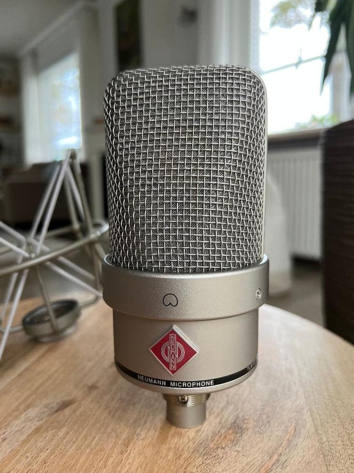 Neumann TLM 49 incl. shockmount., Muziek en Instrumenten, Microfoons, Zo goed als nieuw, Studiomicrofoon, Ophalen of Verzenden