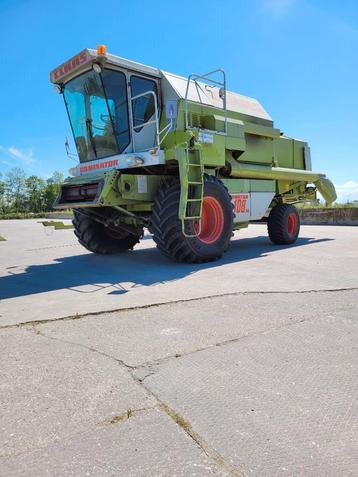 Claas Dominator 108 SL (bj 1983) beschikbaar voor biedingen