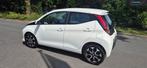 Toyota AYGO 1.0 VVT- X-clusiv*Airco*lichtmetaal*automaat*, Gebruikt, Met garantie (alle), 4 stoelen, Wit