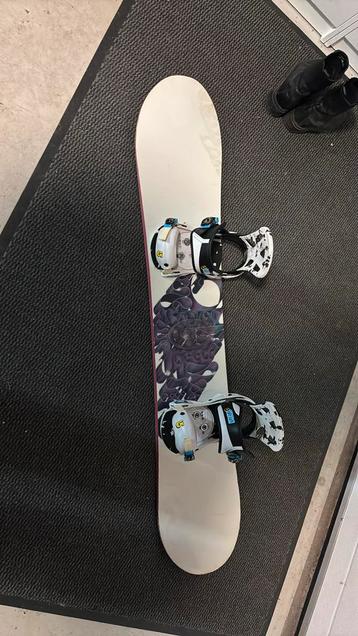 Burton feelgood 134 beschikbaar voor biedingen