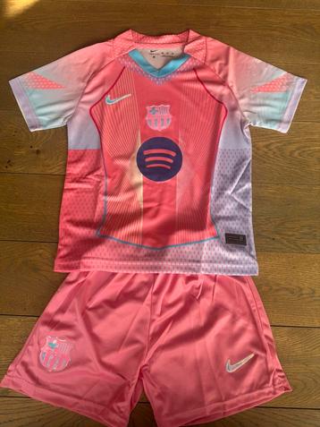 FC Barcelona Special Edition tenue roze 2025/2026 beschikbaar voor biedingen