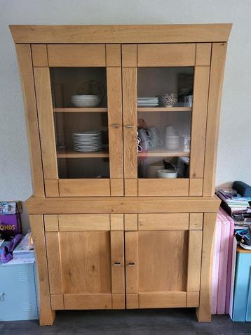 Complete woonkamerset van massief eikenhout. beschikbaar voor biedingen